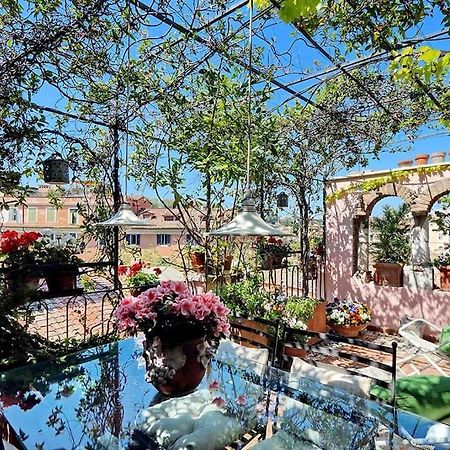 Spectacular Luxury Flat In Trastevere Рим Екстериор снимка