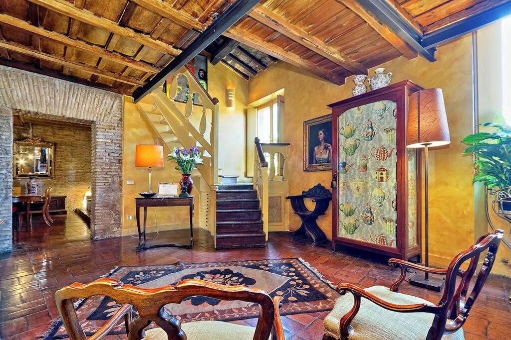 Spectacular Luxury Flat In Trastevere Рим Екстериор снимка
